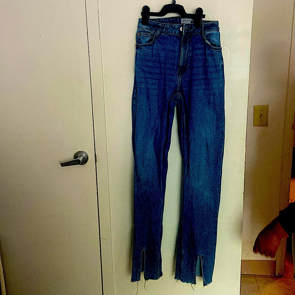 I’m selling this vintage jeans